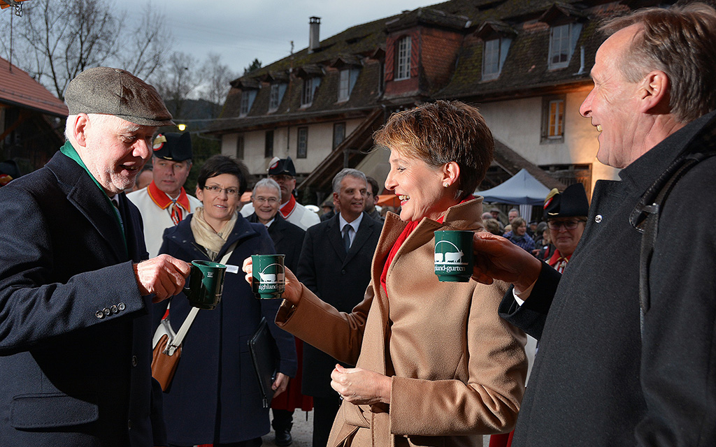 Fête en l'honneur de la présidente de la Confédération à Köniz, 11.12.2014